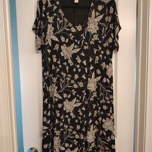 Old Navy Black and Cream Floral Midi Dress